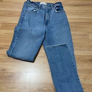 Abercrombie straight leg long jeans